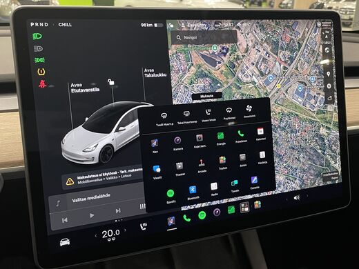 Tesla Model 3 vaihtoauto