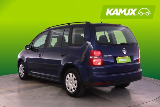 Volkswagen Touran vaihtoauto