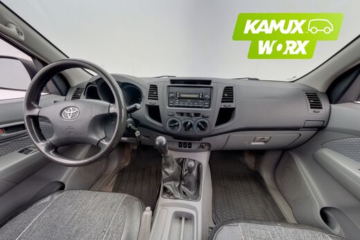 Toyota Hilux vaihtoauto