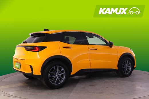 Lexus LBX vaihtoauto