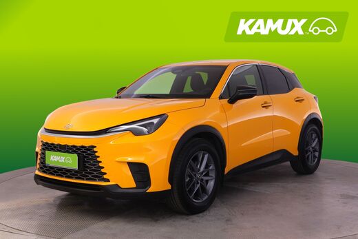 Lexus LBX vaihtoauto