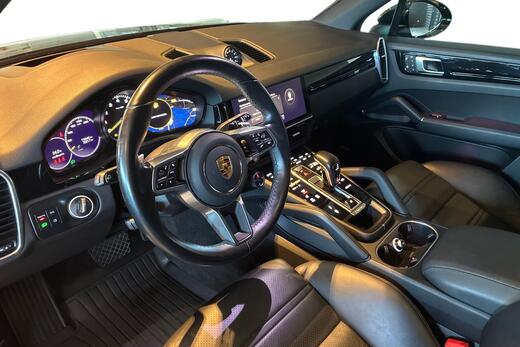 Porsche Cayenne vaihtoauto