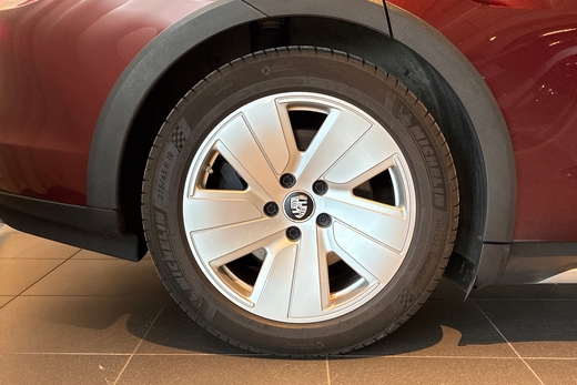 Porsche Taycan vaihtoauto