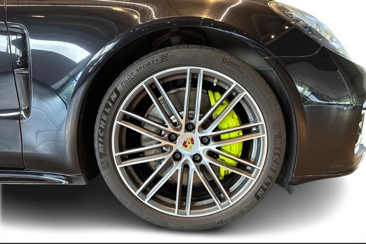 Porsche Panamera vaihtoauto
