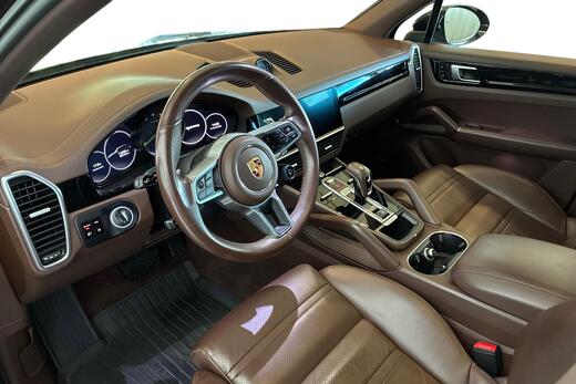 Porsche Cayenne vaihtoauto
