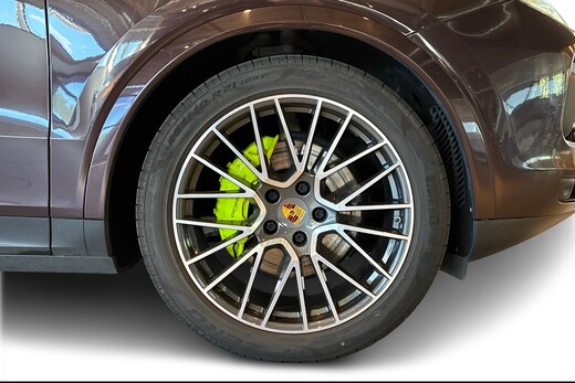 Porsche Cayenne vaihtoauto