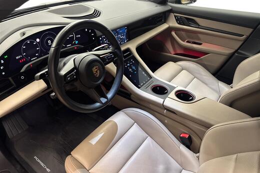 Porsche Taycan vaihtoauto