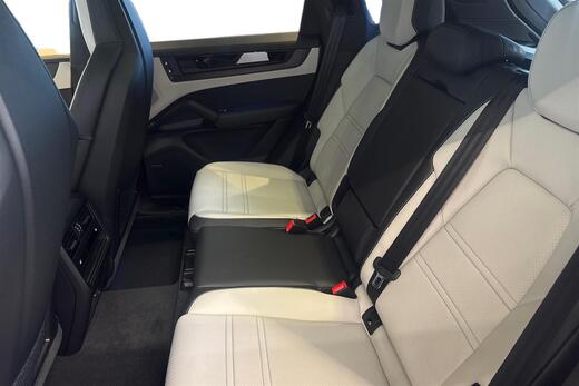 Porsche Cayenne vaihtoauto