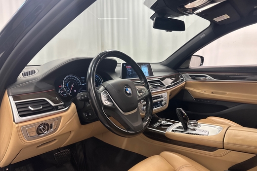 BMW 740 vaihtoauto
