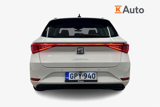 SEAT Leon Sportstourer vaihtoauto