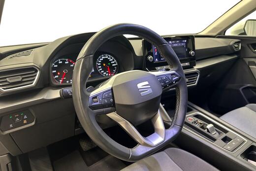SEAT Leon Sportstourer vaihtoauto
