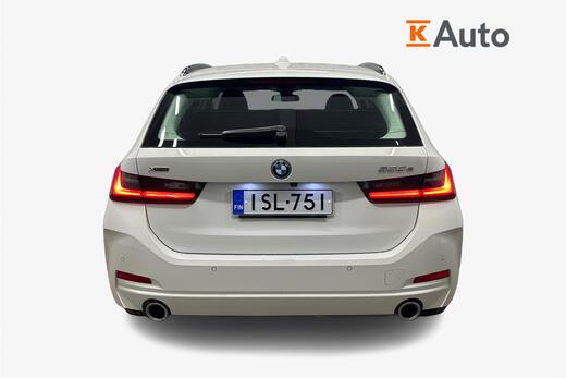 BMW 330 vaihtoauto
