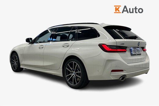 BMW 330 vaihtoauto