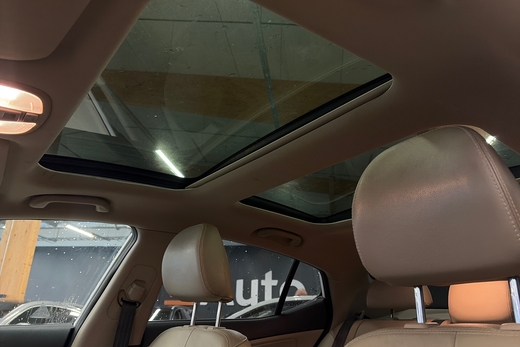 Kia Optima vaihtoauto