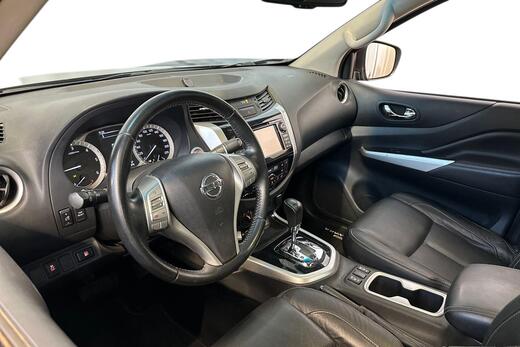 Nissan Navara vaihtoauto