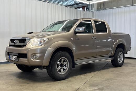 Toyota Hilux vaihtoauto