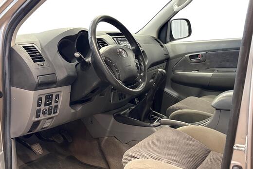 Toyota Hilux vaihtoauto