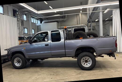 Toyota Hilux vaihtoauto