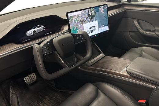 Tesla Model S vaihtoauto