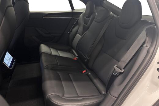 Tesla Model S vaihtoauto