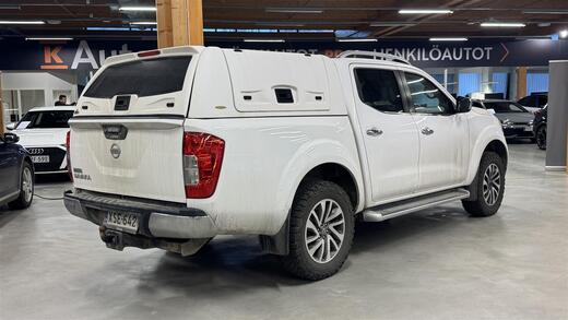 Nissan Navara vaihtoauto