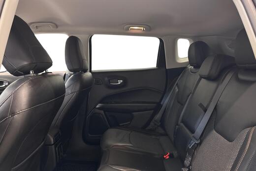 Jeep Compass vaihtoauto