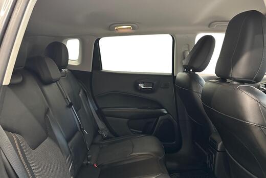 Jeep Compass vaihtoauto
