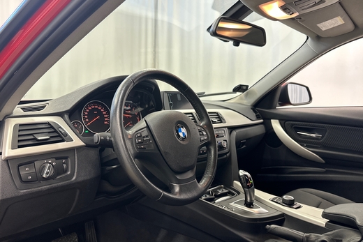 BMW 320 vaihtoauto