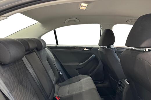 Volkswagen Jetta vaihtoauto
