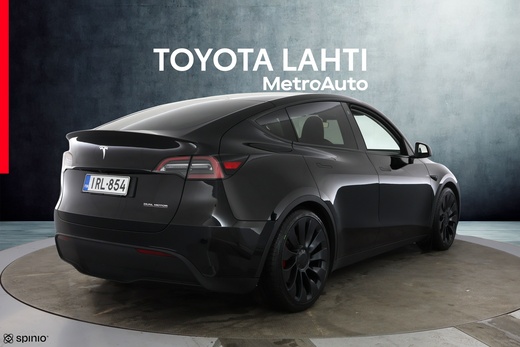 Tesla Model Y vaihtoauto