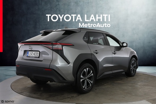 Toyota bZ4X vaihtoauto