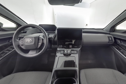 Toyota bZ4X vaihtoauto