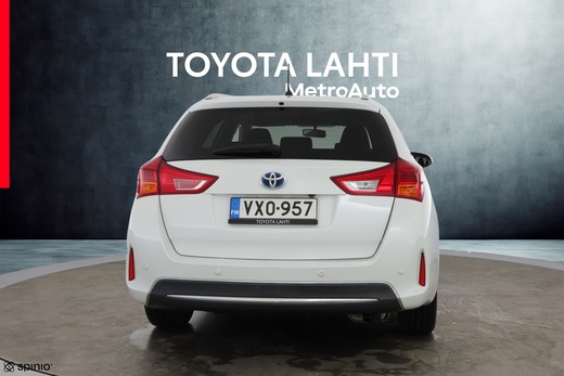 Toyota Auris vaihtoauto