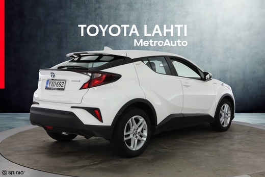 Toyota C-HR vaihtoauto