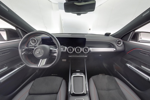 Mercedes-Benz EQB vaihtoauto