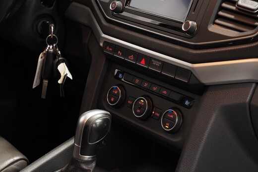 Volkswagen Amarok vaihtoauto