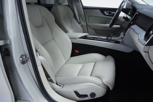 Volvo V60 Cross Country vaihtoauto