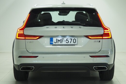 Volvo V60 Cross Country vaihtoauto