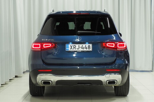Mercedes-Benz GLB vaihtoauto