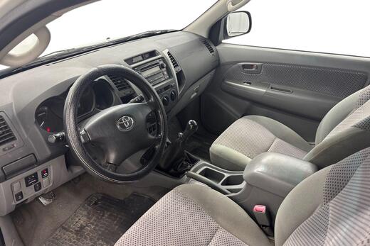 Toyota Hilux vaihtoauto