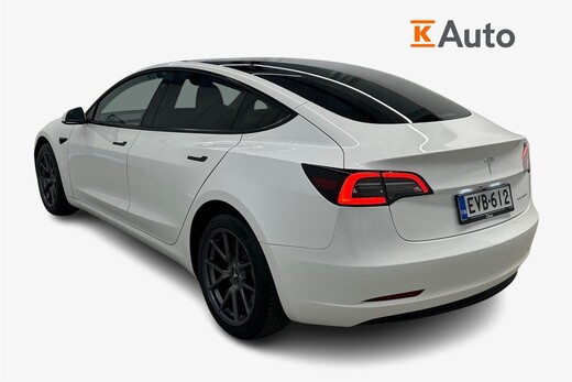 Tesla Model 3 vaihtoauto