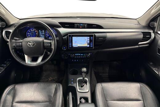 Toyota Hilux vaihtoauto