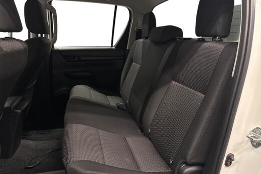 Toyota Hilux vaihtoauto