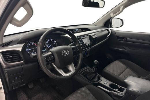 Toyota Hilux vaihtoauto