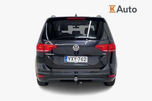 Volkswagen Touran vaihtoauto