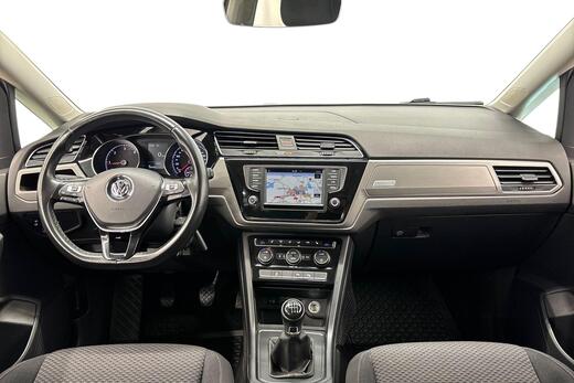 Volkswagen Touran vaihtoauto