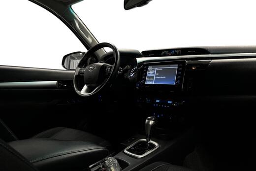 Toyota Hilux vaihtoauto