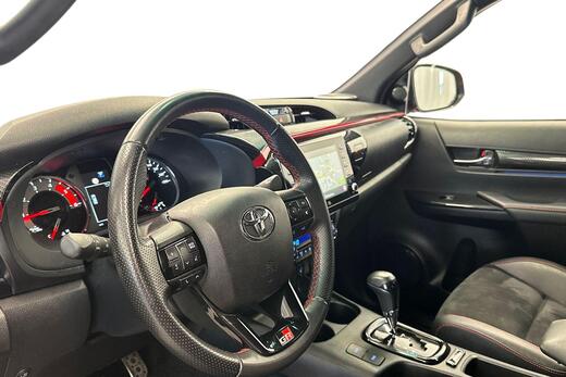 Toyota Hilux vaihtoauto