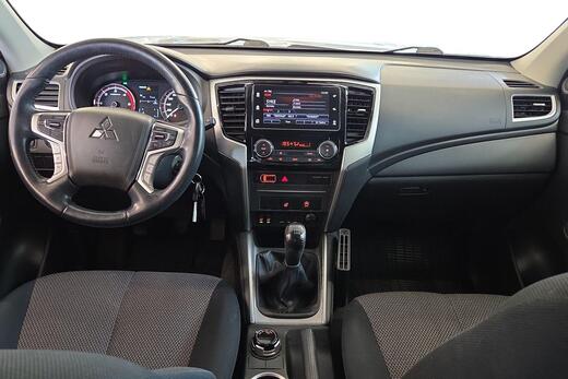 Mitsubishi L200 vaihtoauto