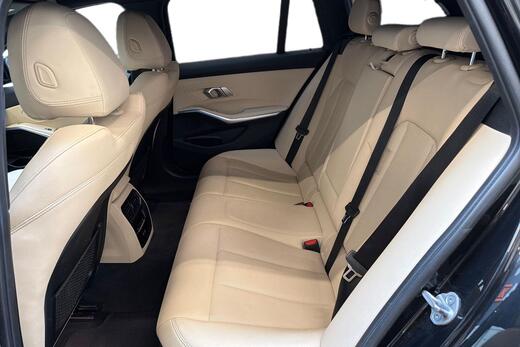 BMW 330 vaihtoauto